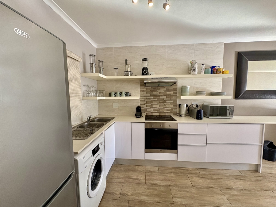 To Let 2 Bedroom Property for Rent in Big Bay Western Cape